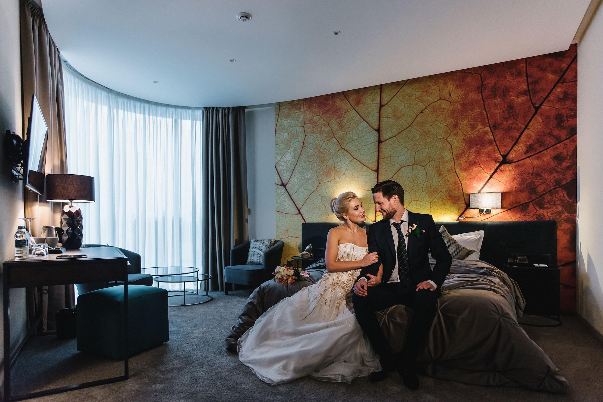 Noble Boutique Hotel Lutsʼk Esterno foto