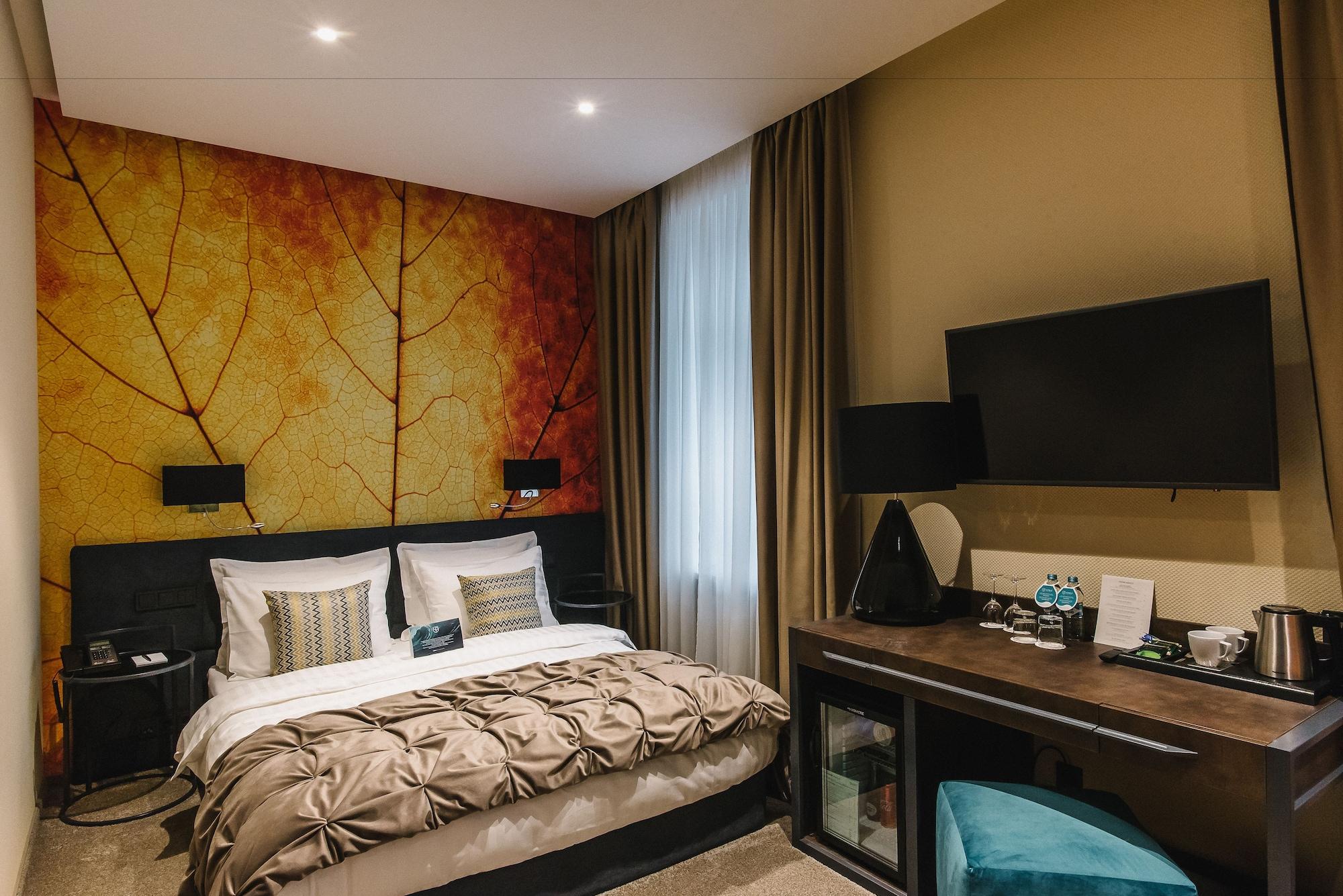 Noble Boutique Hotel Lutsʼk Esterno foto
